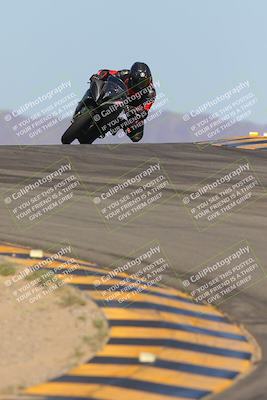 media/Sep-25-2023-Moto Forza (Mon) [[81ffa65e0a]]/A Group/Session 2 (Turns 9 and 10)/